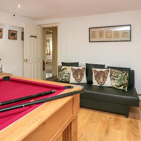 Inglenook * Ulverston